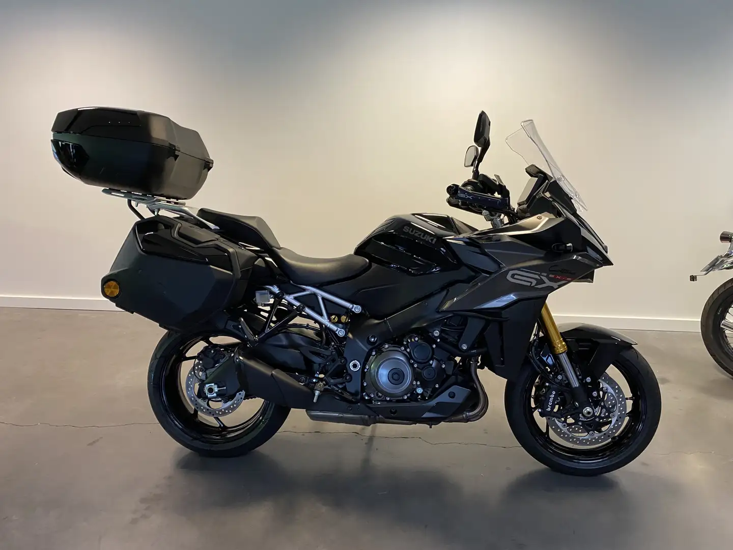 Suzuki GSX-S 1000GX Černá - 1