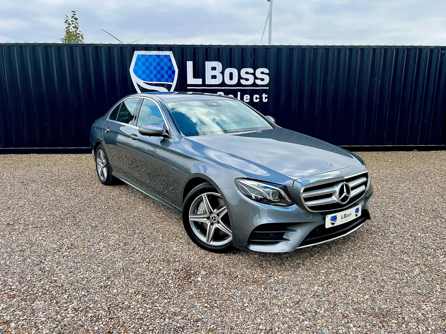 Mercedes-Benz E 300 E 300 de 9G-TRONIC AMG Line Grijs - 1