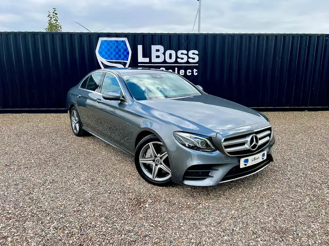 Mercedes-Benz E 300 E 300 de 9G-TRONIC AMG Line