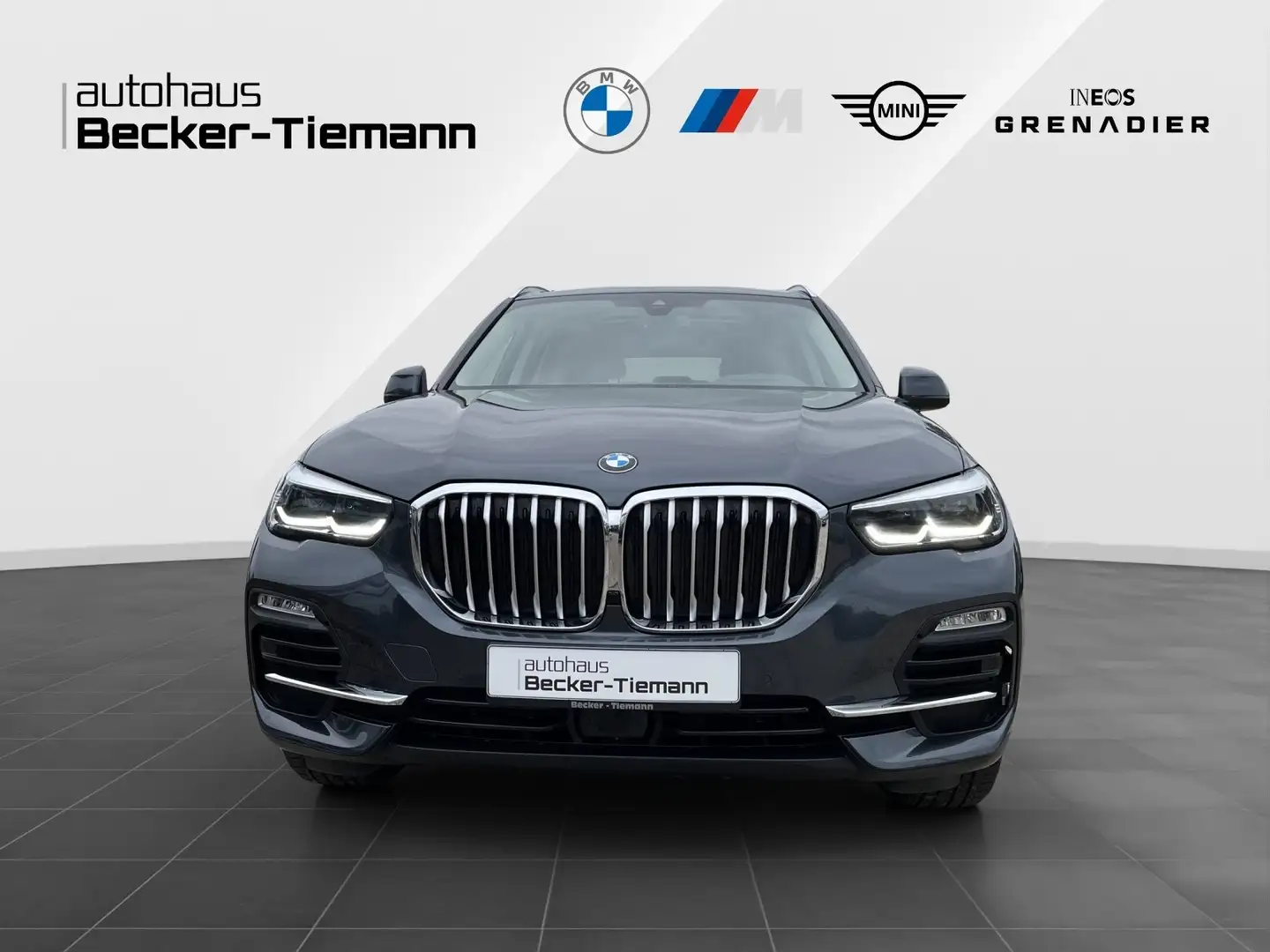 BMW X5 xDrive30d Grau - 2