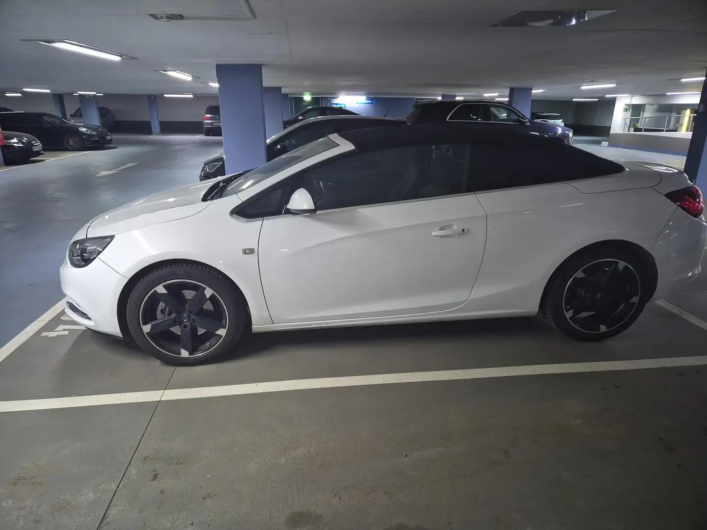 Opel Cascada Cascada 1,4 Turbo Ecotec Edition Edition Weiß - 2