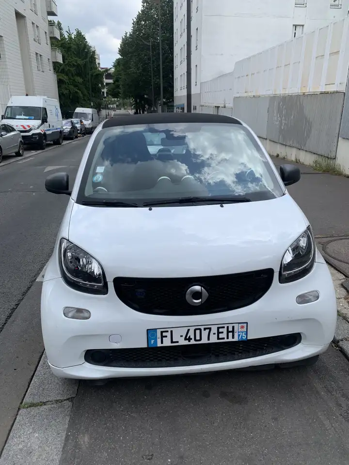 Smart forTwo Fortwo CoupÃ© 82 ch Electrique BA1 Pure