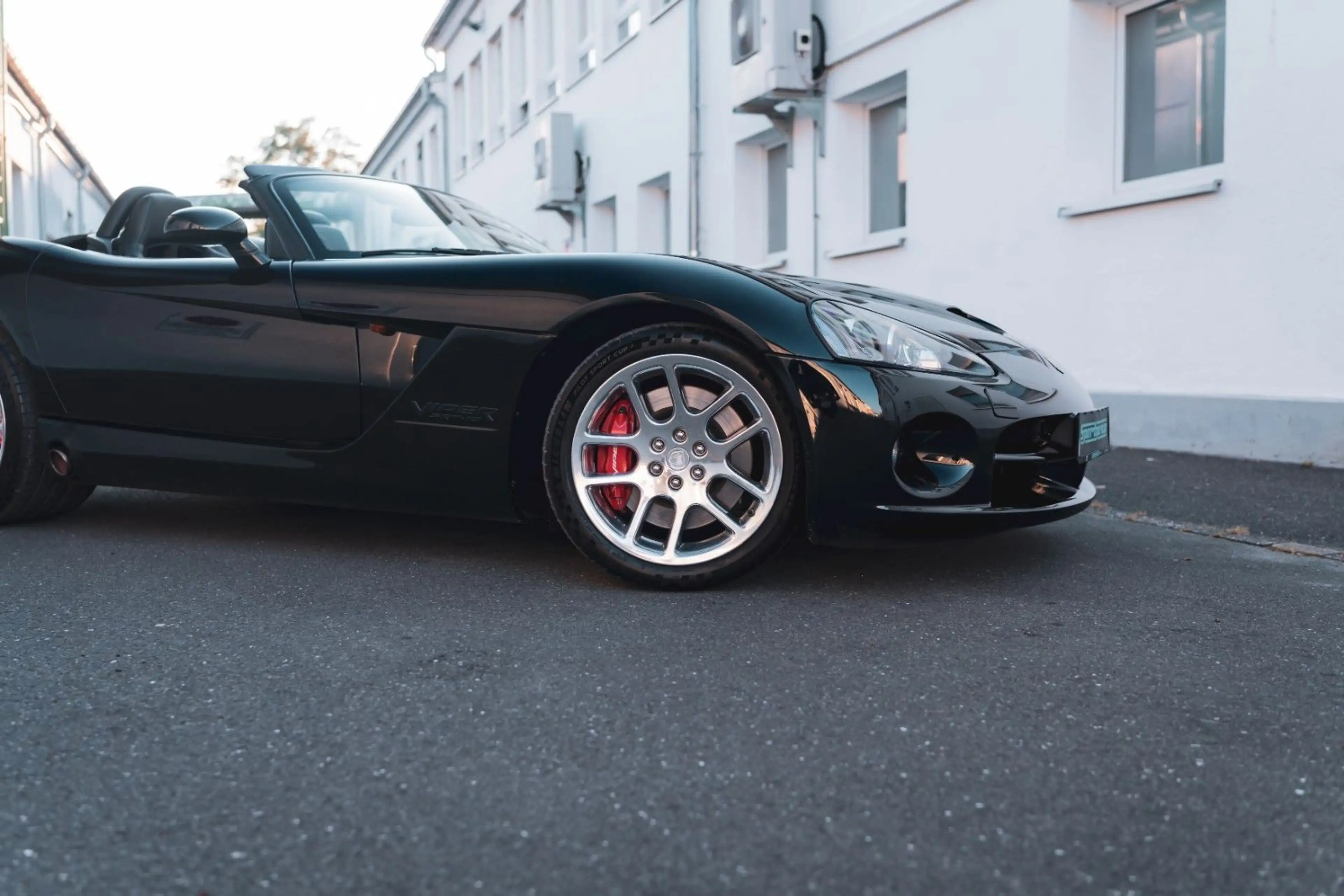 Dodge Viper 8.3 SRT-10*Supercharged*700PS*MwSt.* — photo 3