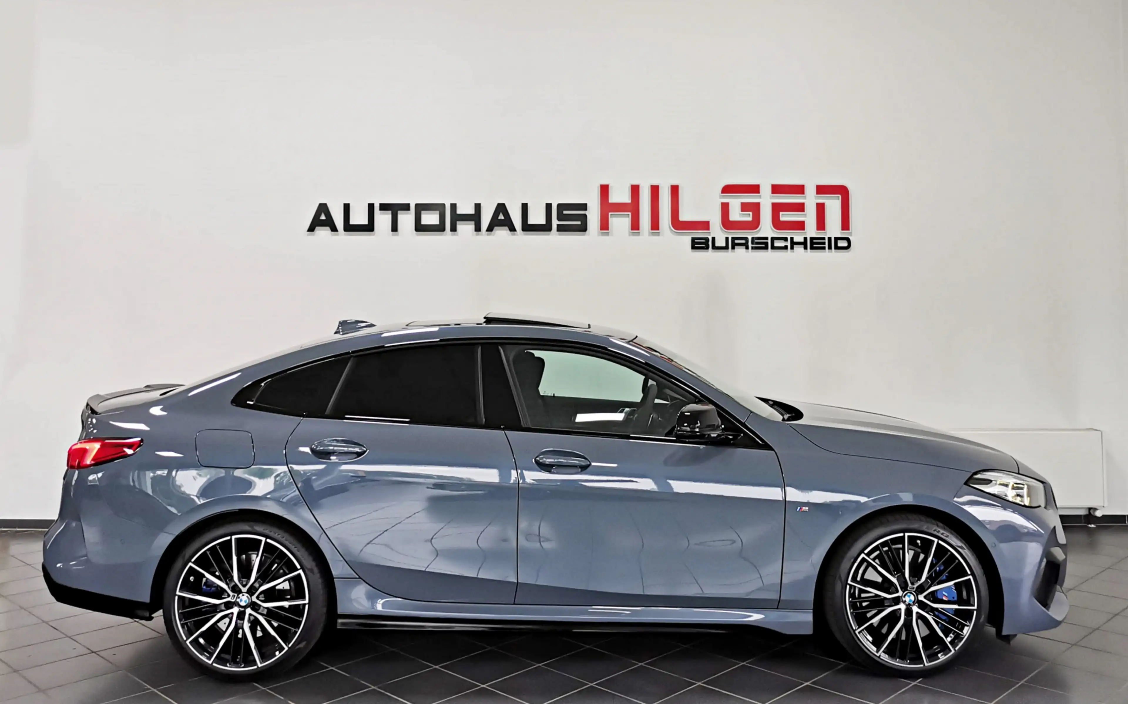 BMW 235 xDrive Aut*DEUTSCH*REMUS*Schale*Pano*R.Kam — photo 8