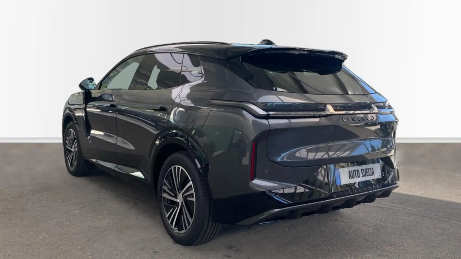 Lynk & Co 08 LYNKO CORE MY25 - 2