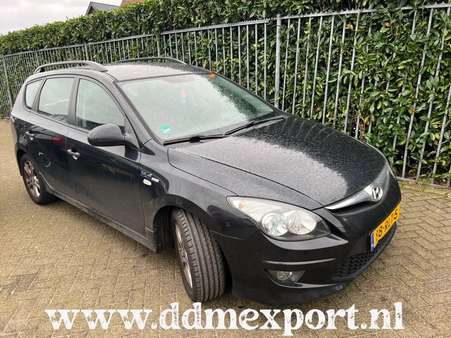 Hyundai i30 CW 1.4I I-DRIVE COOL Zwart - 1