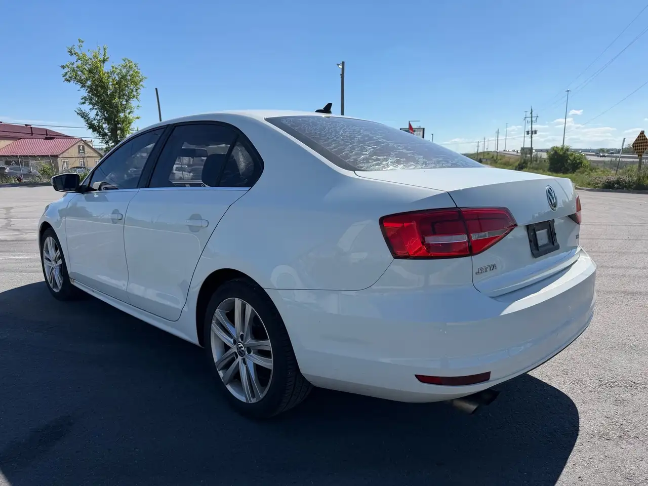 Volkswagen Jetta снимка Volkswagen Jetta