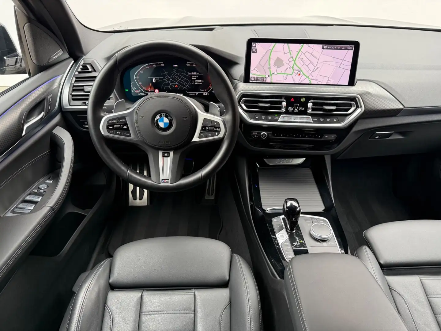 BMW X3 xDrive 30 i M Sport Pano Standhzg AHK HeadUp Noir - 2