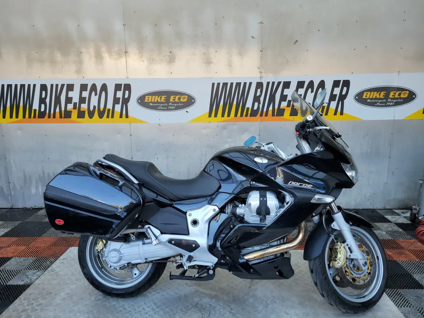 Moto Guzzi Norge 1200 Negro - 1