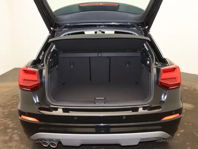 Audi Q2 view 7