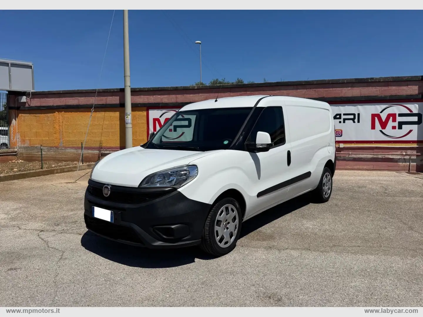 Fiat Doblo DOBLO MAXI 3 POSTI 1.6 MJ 105CV Wit - 1