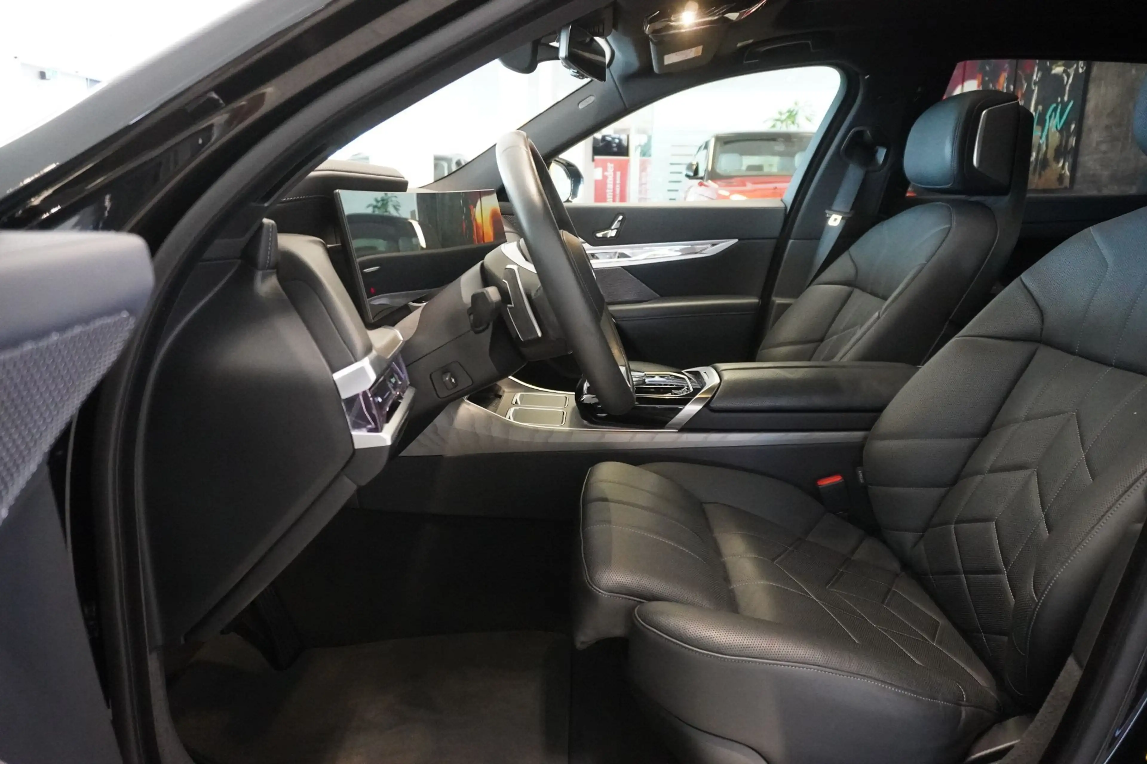 BMW 750 e xDrive Limousine Massage/Leder/Navi/Kamera/LED — photo 8