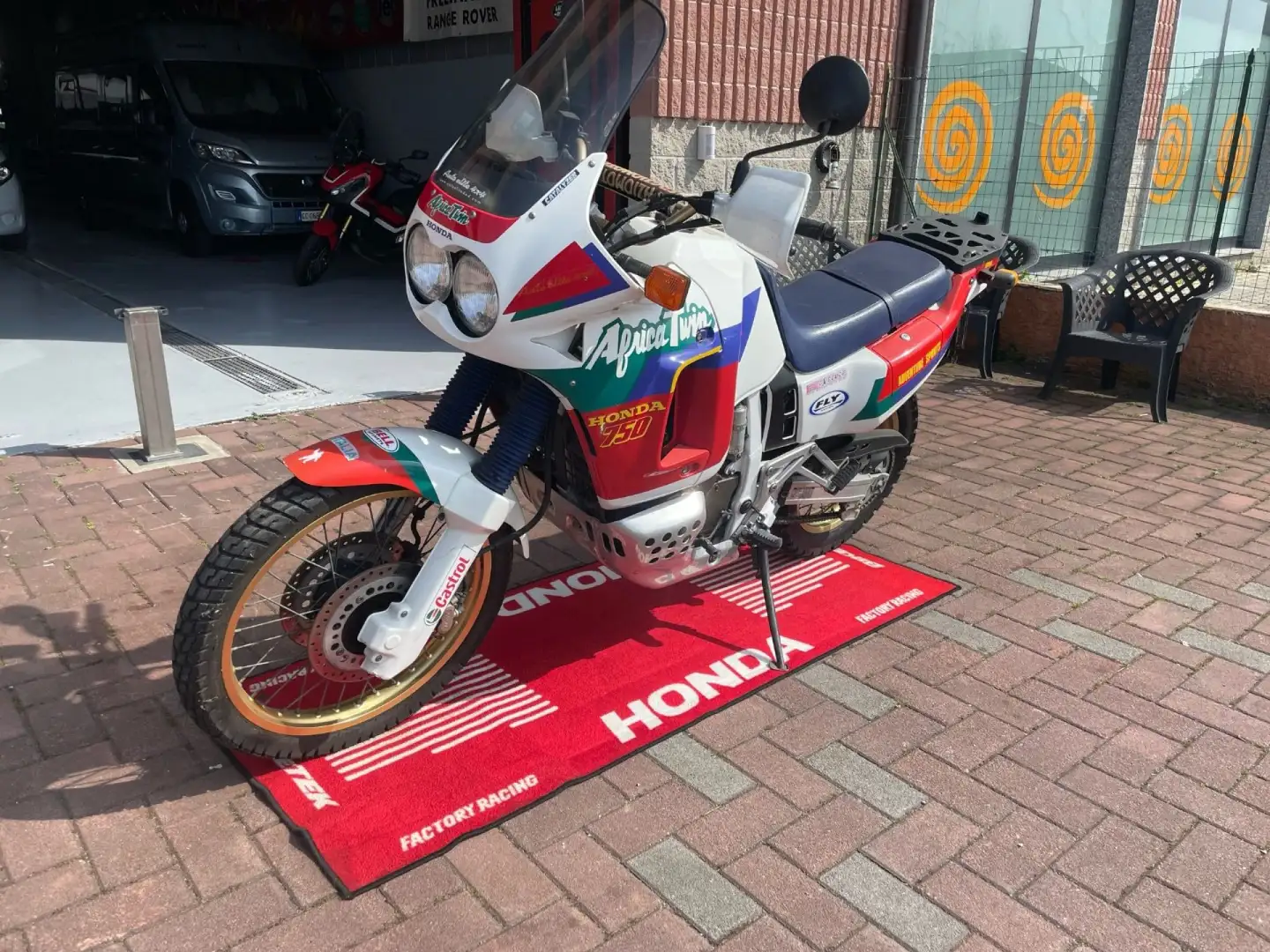 Honda Africa Twin XRV 750 750 Bianco - 2