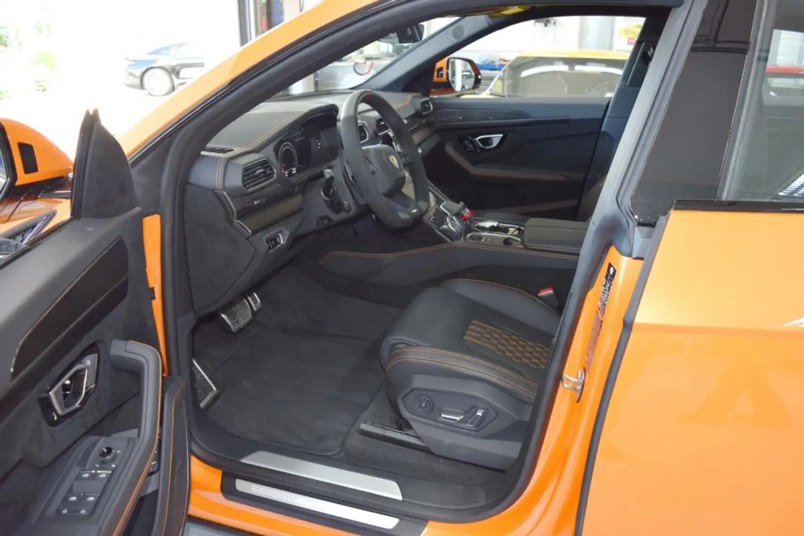Lamborghini Urus Performante Neuwagen Panorama ADAS HeadUp Orange - 2