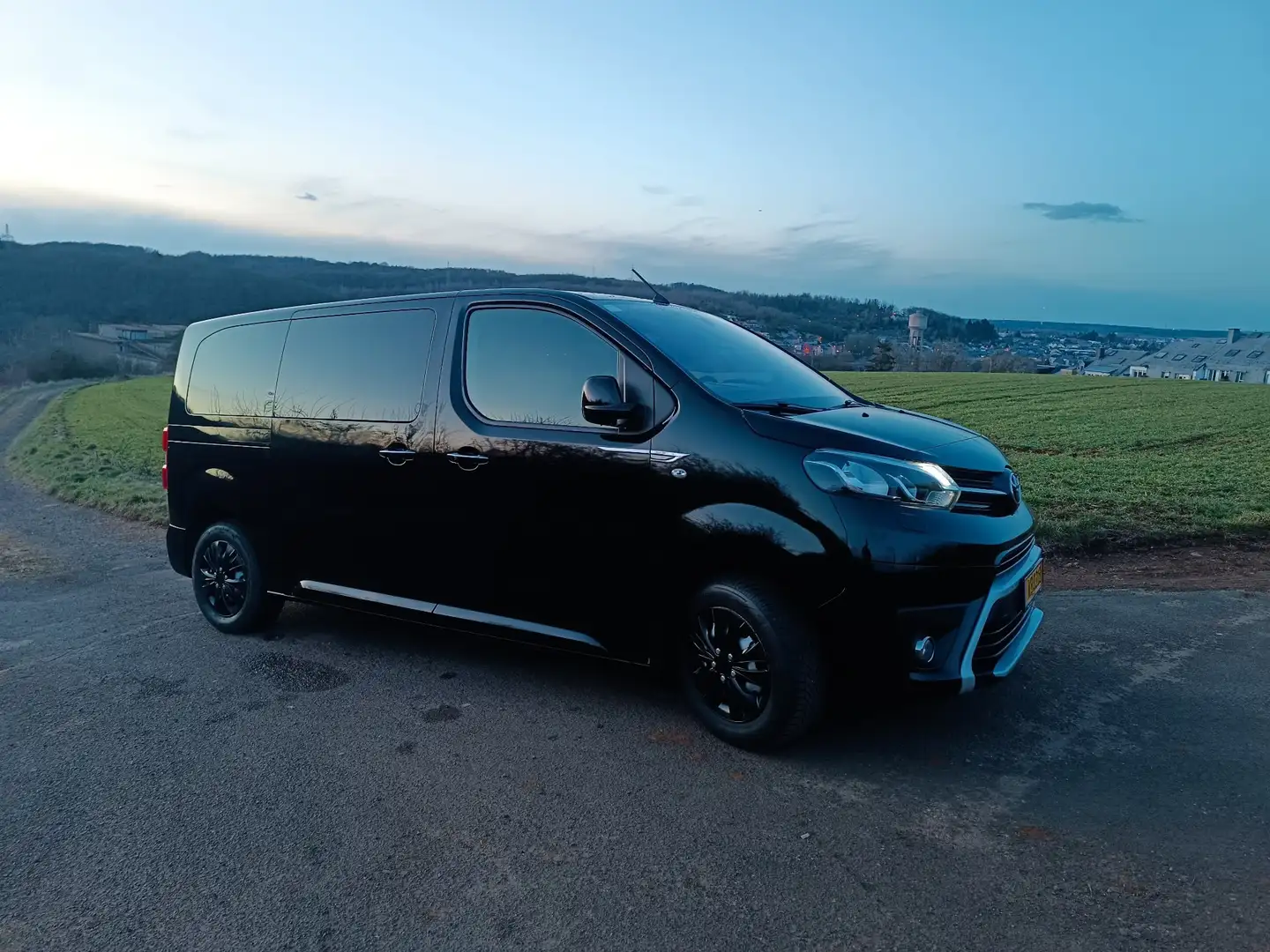 Toyota Proace Verso Long 115 D-4D BVM6 Executive - 1