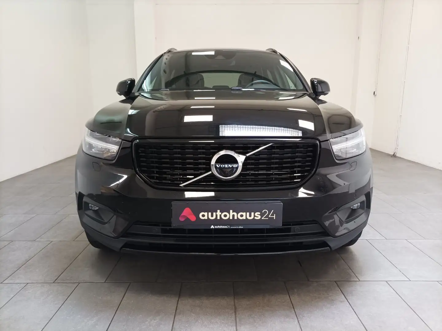 Volvo XC40 T4 R-Desing|Navi|LED|V Cockpit Schwarz - 2