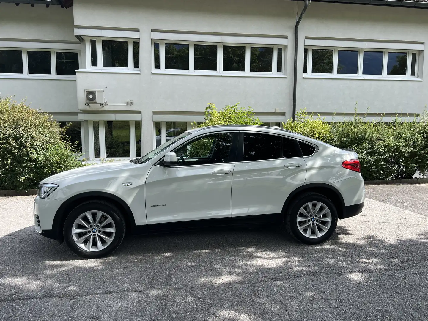 BMW X4 xDrive 20 d Weiß - 2