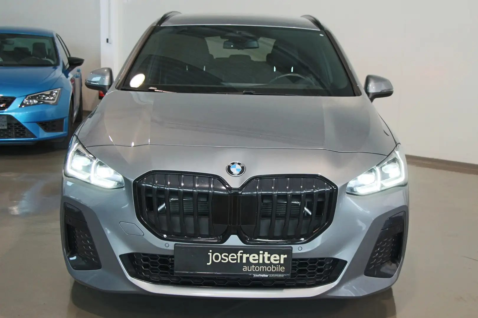 BMW 218 i Active Tourer M SPORT Aut. Gris - 2
