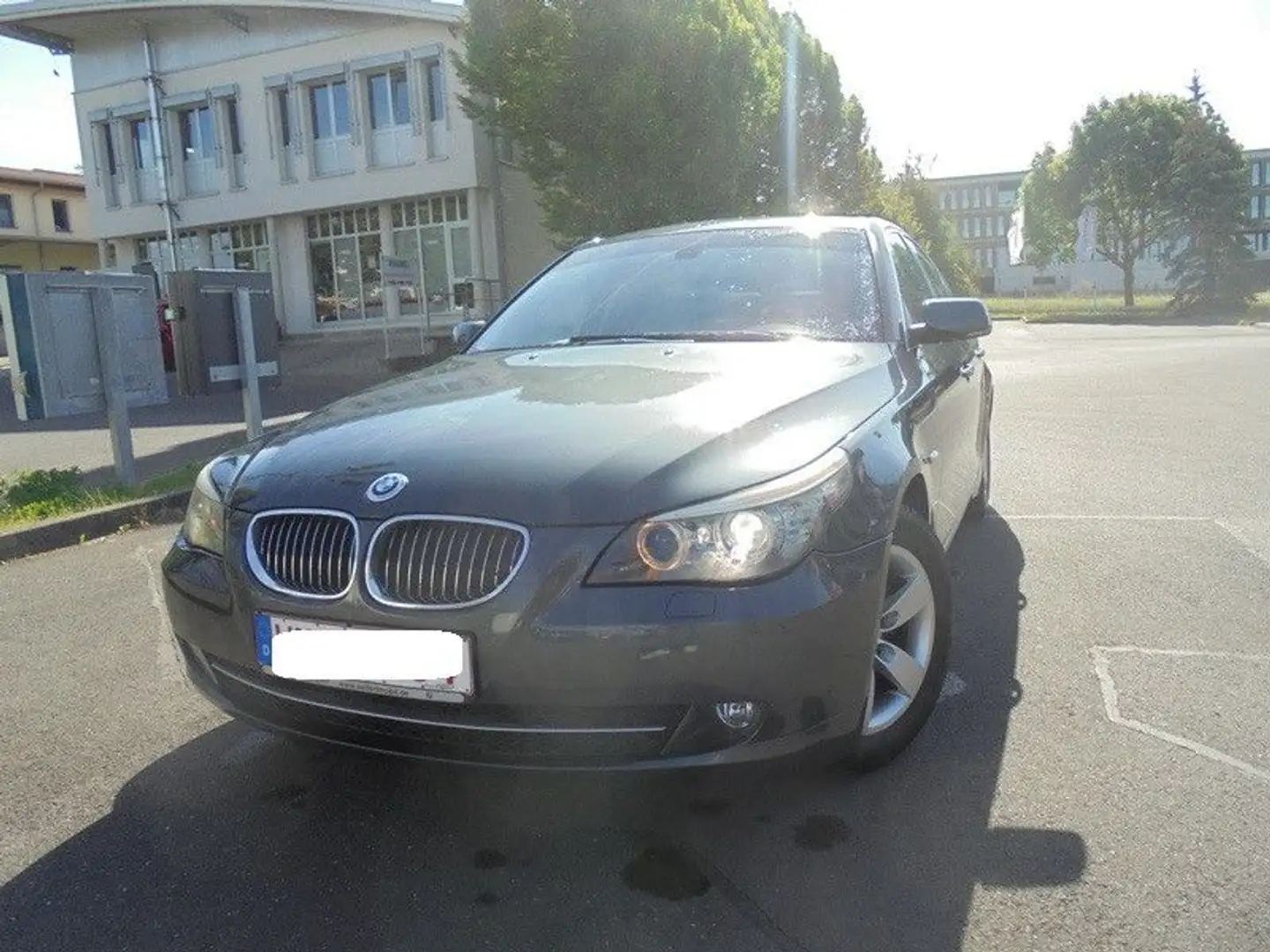 BMW 523 iTÜV 05/27;LEDER;NAVI;XEN;PDC;STARK REDUZIERT Сірий - 1
