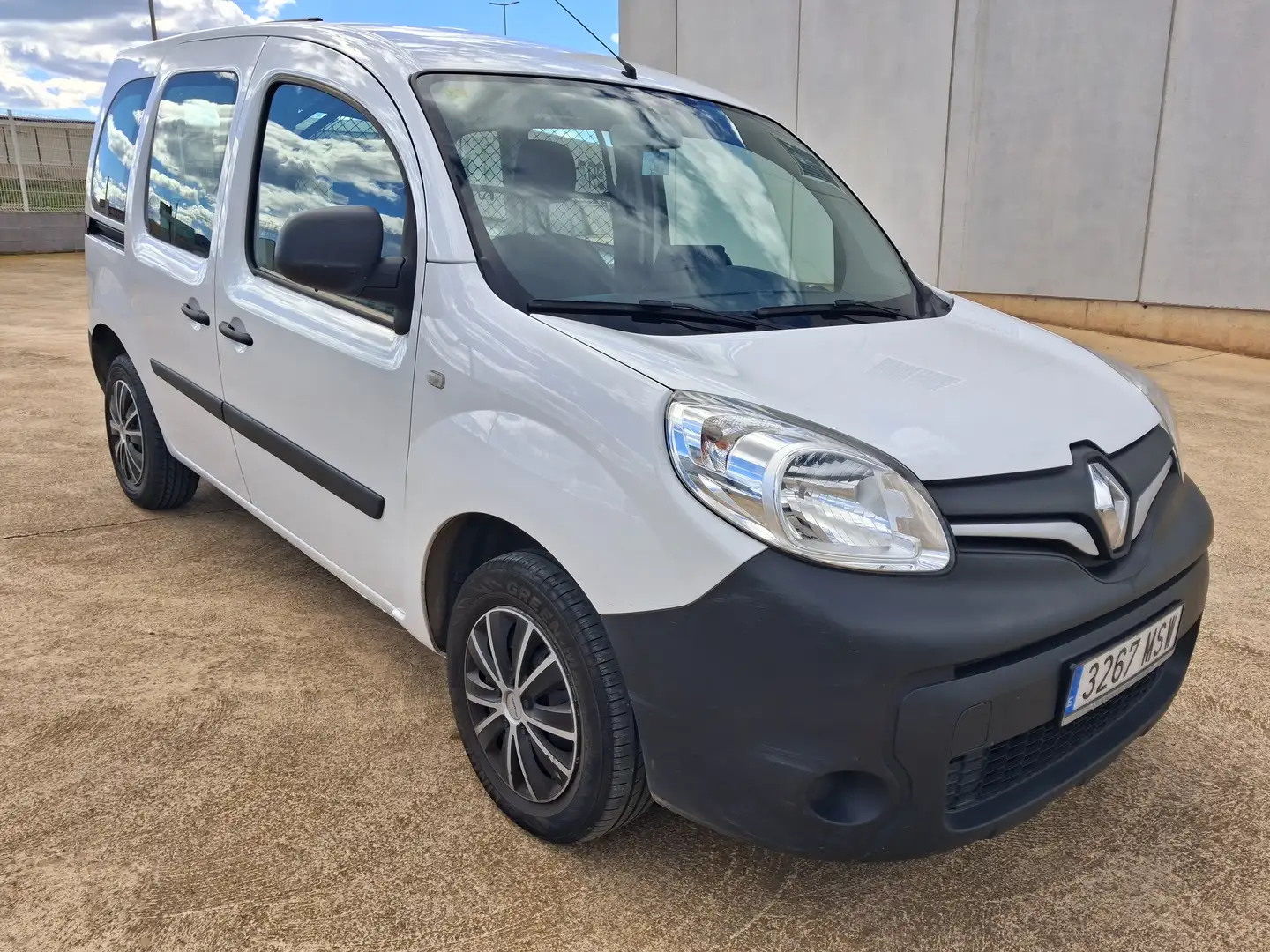 Renault Kangoo Kangoo Fg. Maxi 1.5dCi Profesional 5pl. 80kW Profesional Blanco - 2