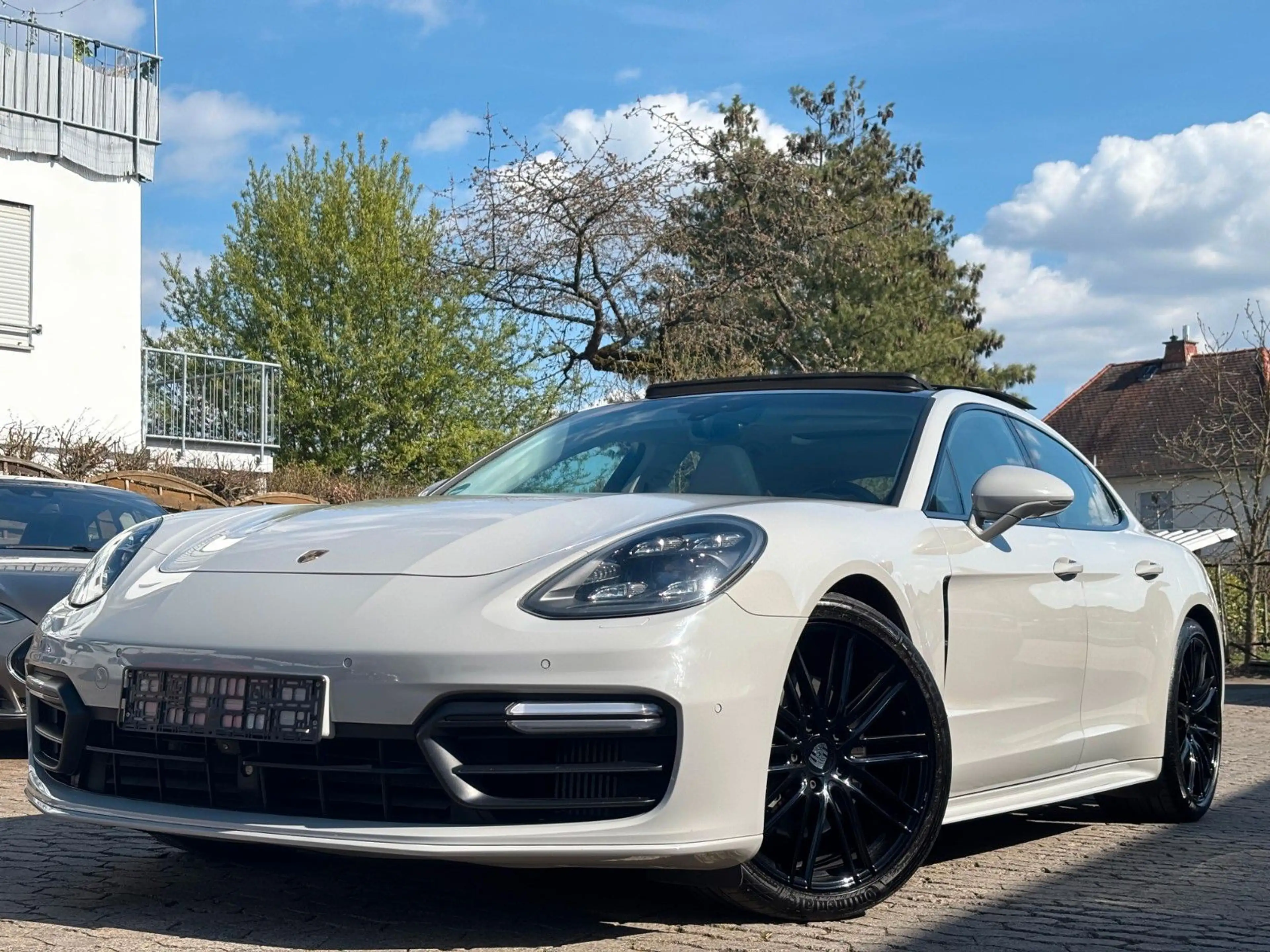 Porsche Panamera 4 S | KREIDE | Softclose | 360° Standhz
