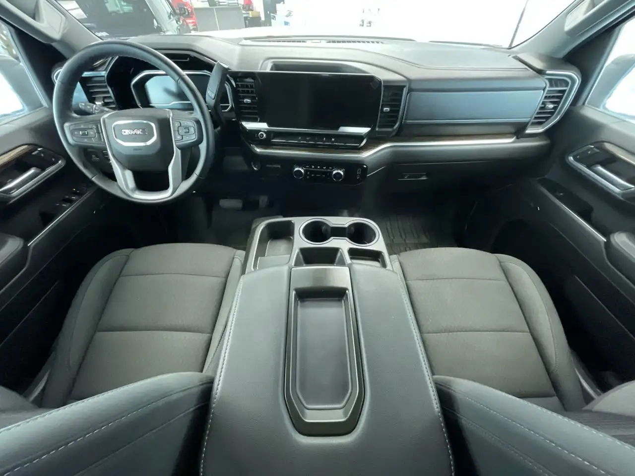 GMC Sierra 2500HD снимка GMC Sierra 2500HD
