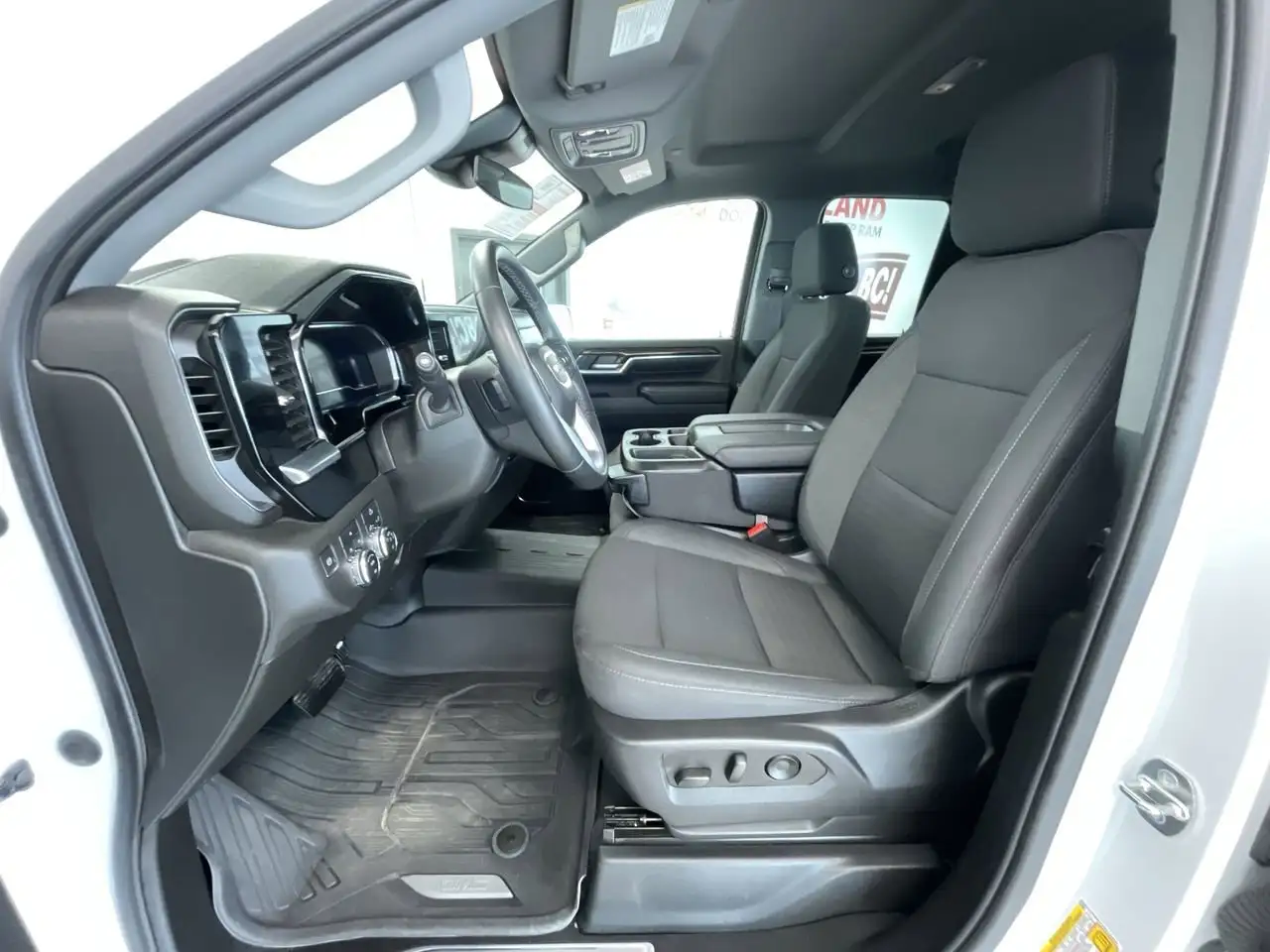 GMC Sierra 2500HD снимка GMC Sierra 2500HD