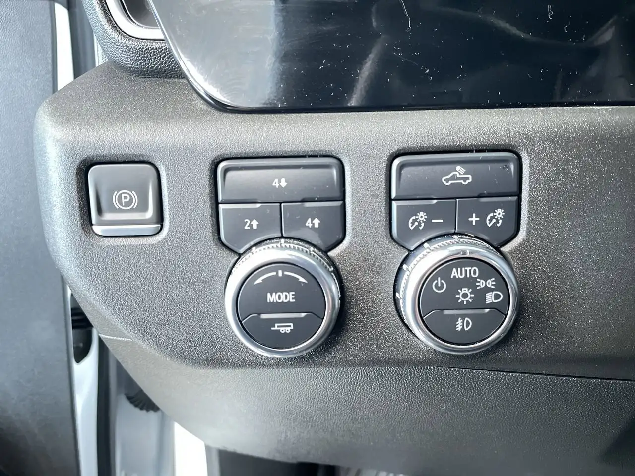 GMC Sierra 2500HD снимка GMC Sierra 2500HD