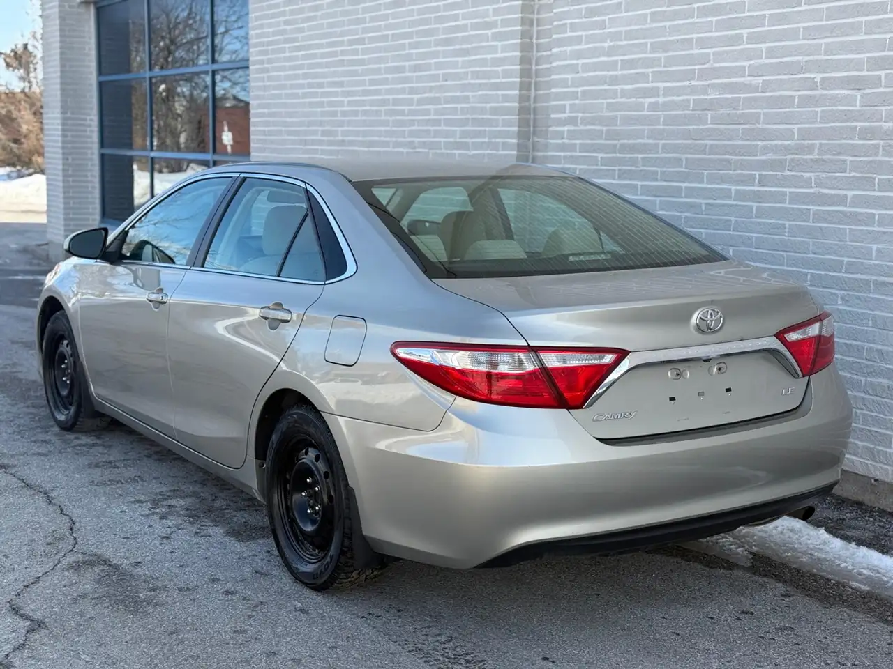 Toyota Camry снимка Toyota Camry