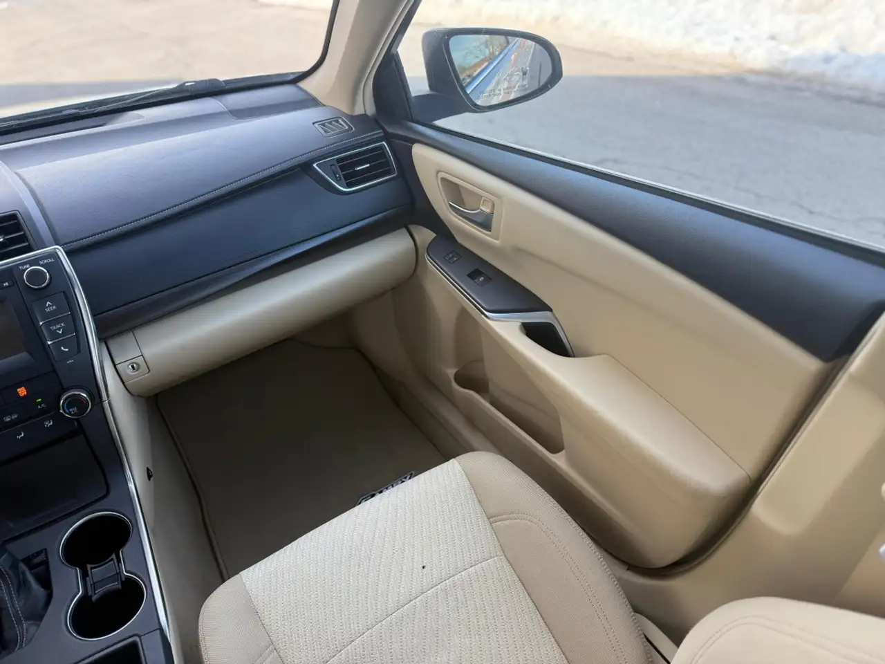 Toyota Camry снимка Toyota Camry
