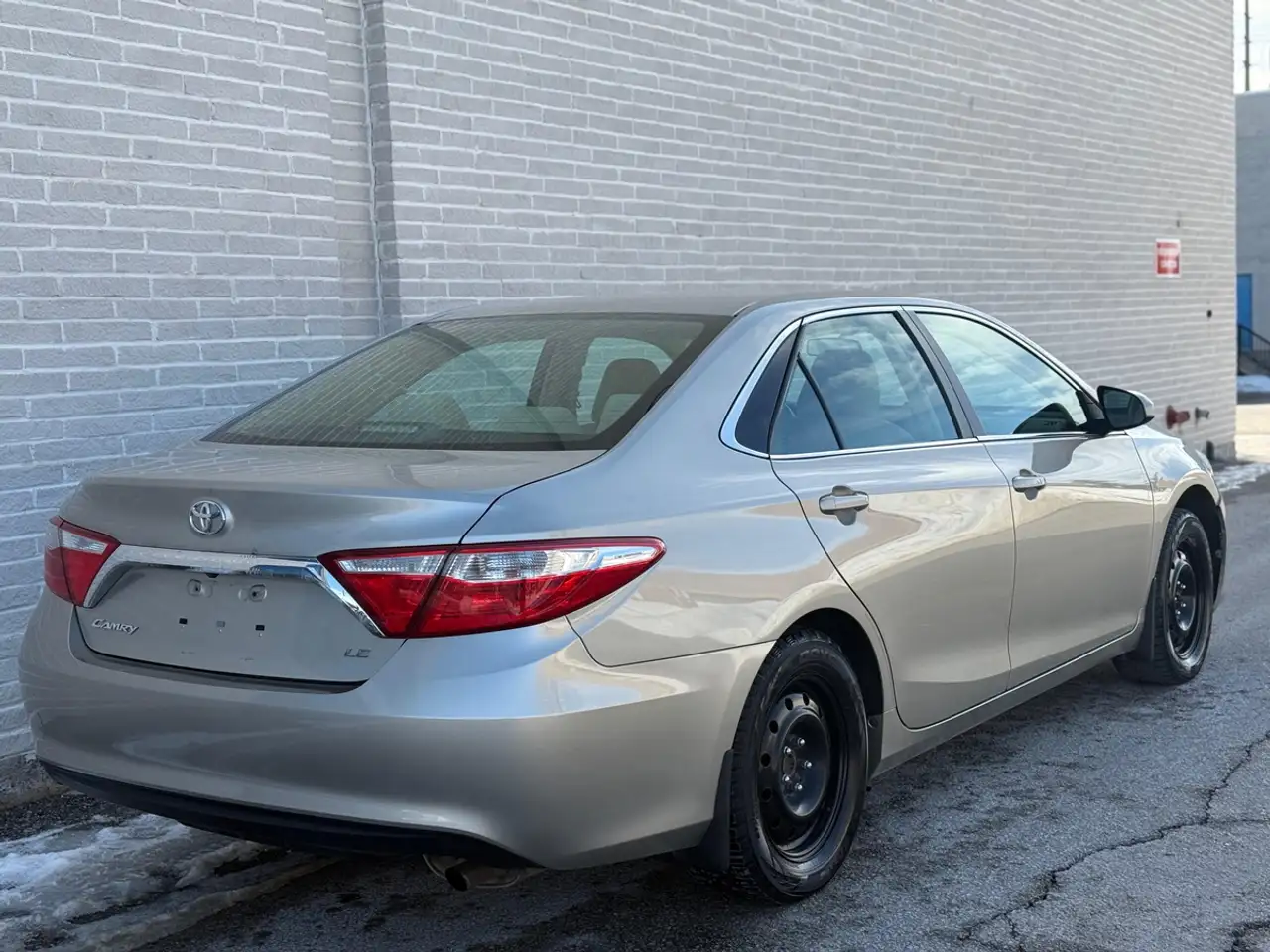 Toyota Camry снимка Toyota Camry