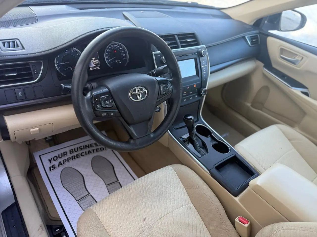 Toyota Camry снимка Toyota Camry