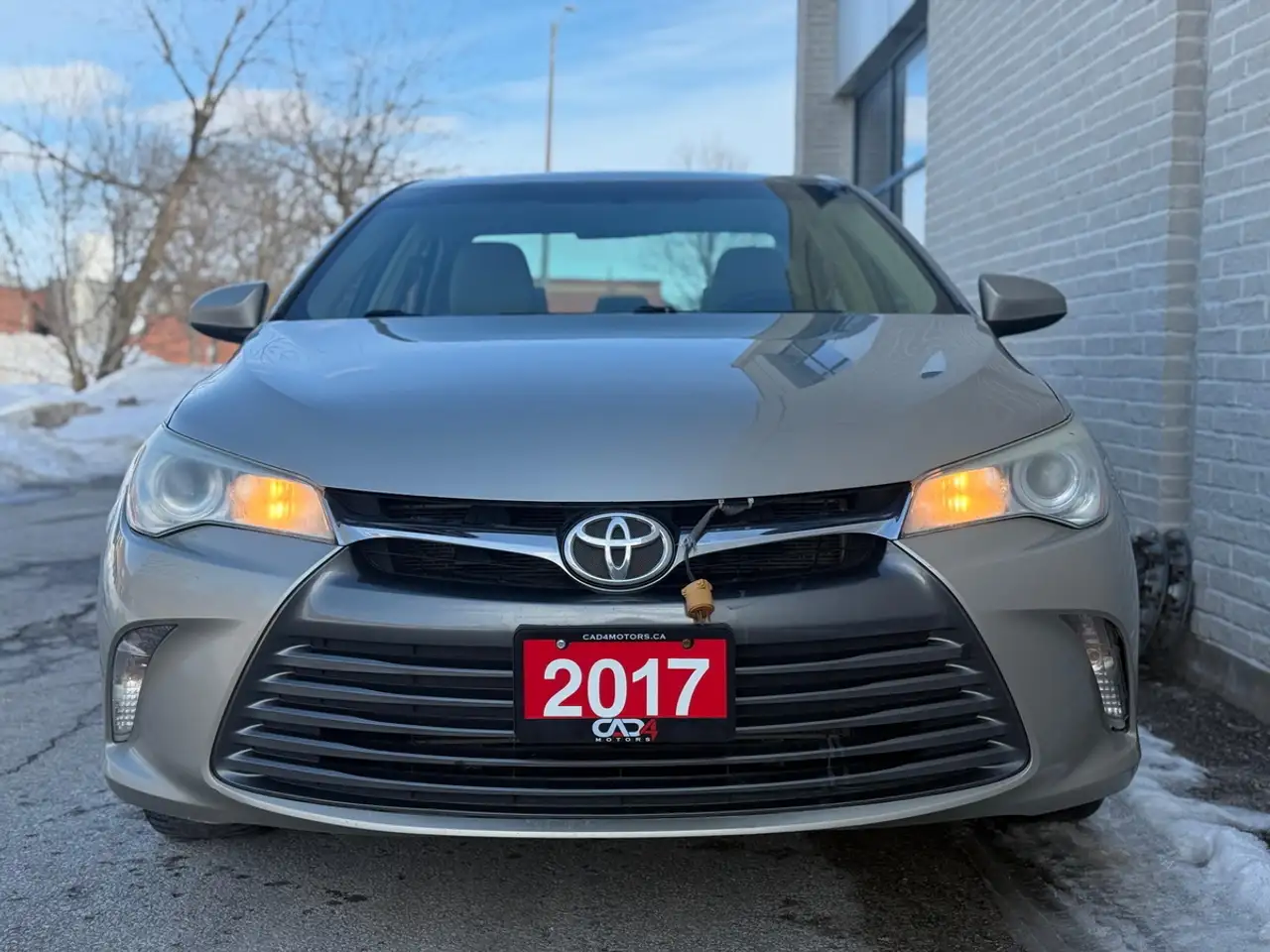 Toyota Camry снимка Toyota Camry
