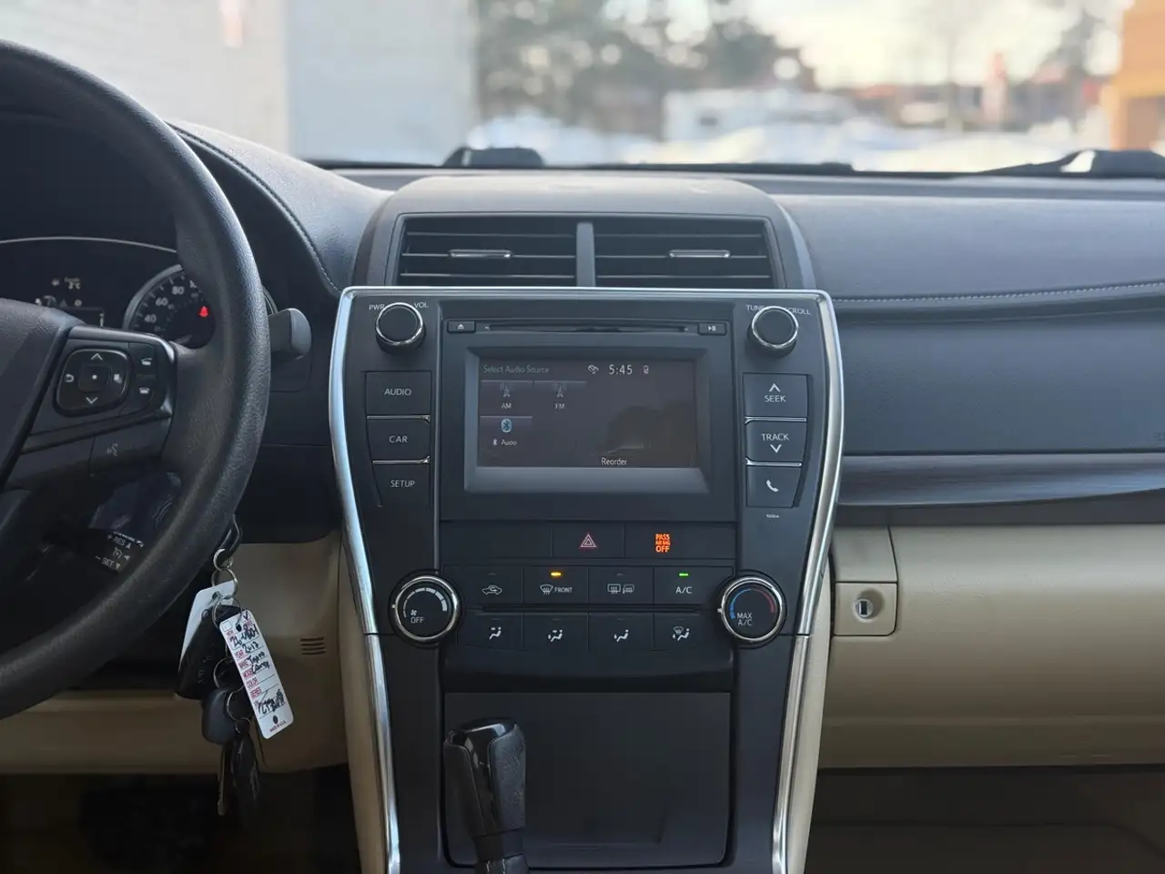 Toyota Camry снимка Toyota Camry