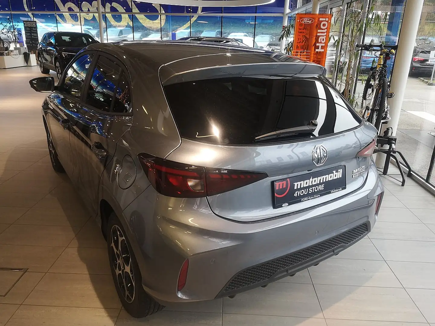 MG MG3 1,5 Hybrid+ Comfort Aut. Grau - 2