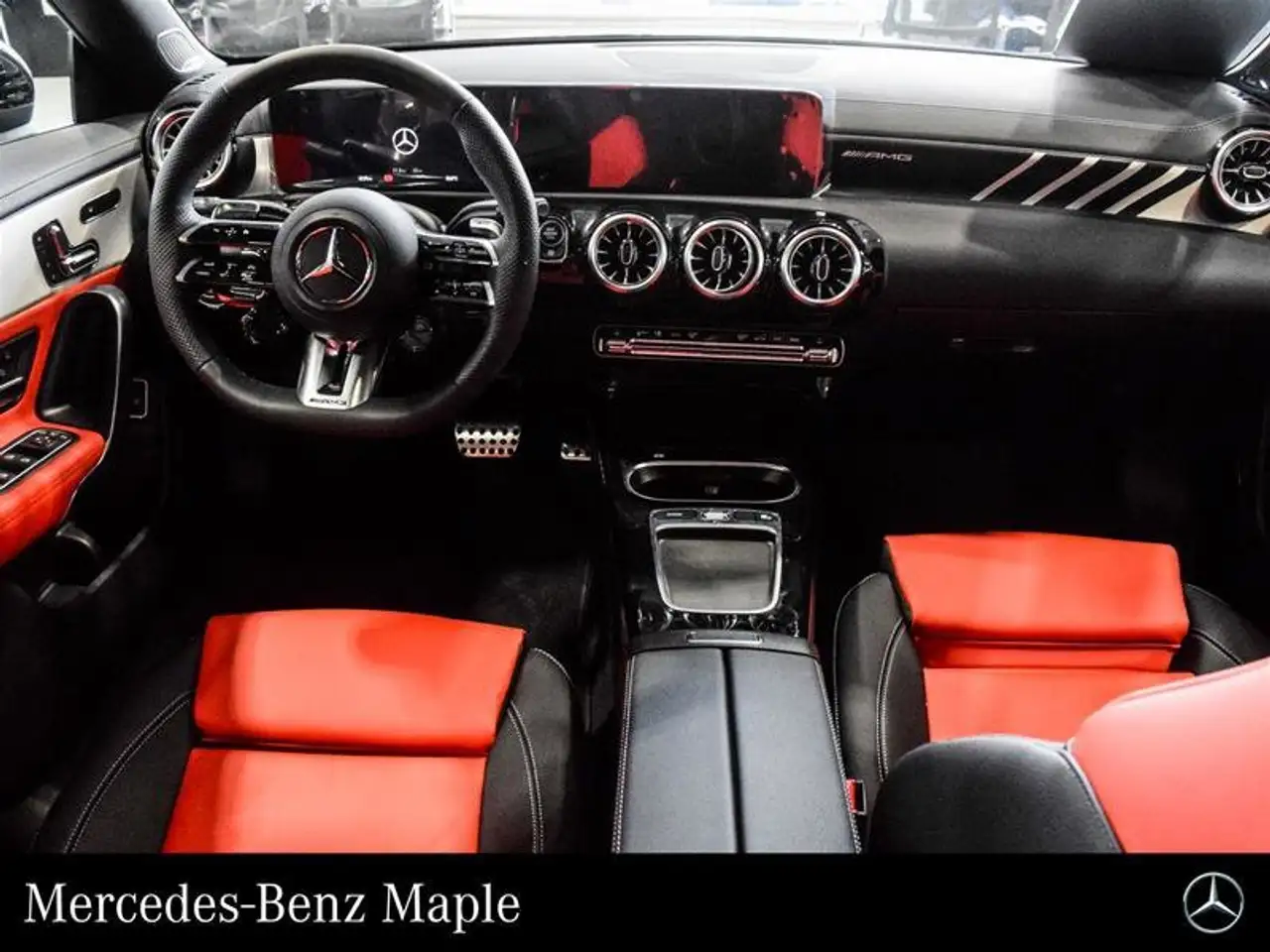 Mercedes-Benz CLA снимка Mercedes-Benz CLA