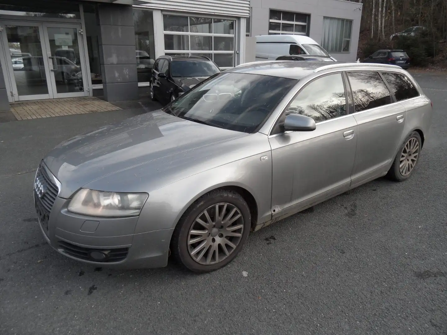 Audi A6 Avant 2.0 TFSI Grau - 2