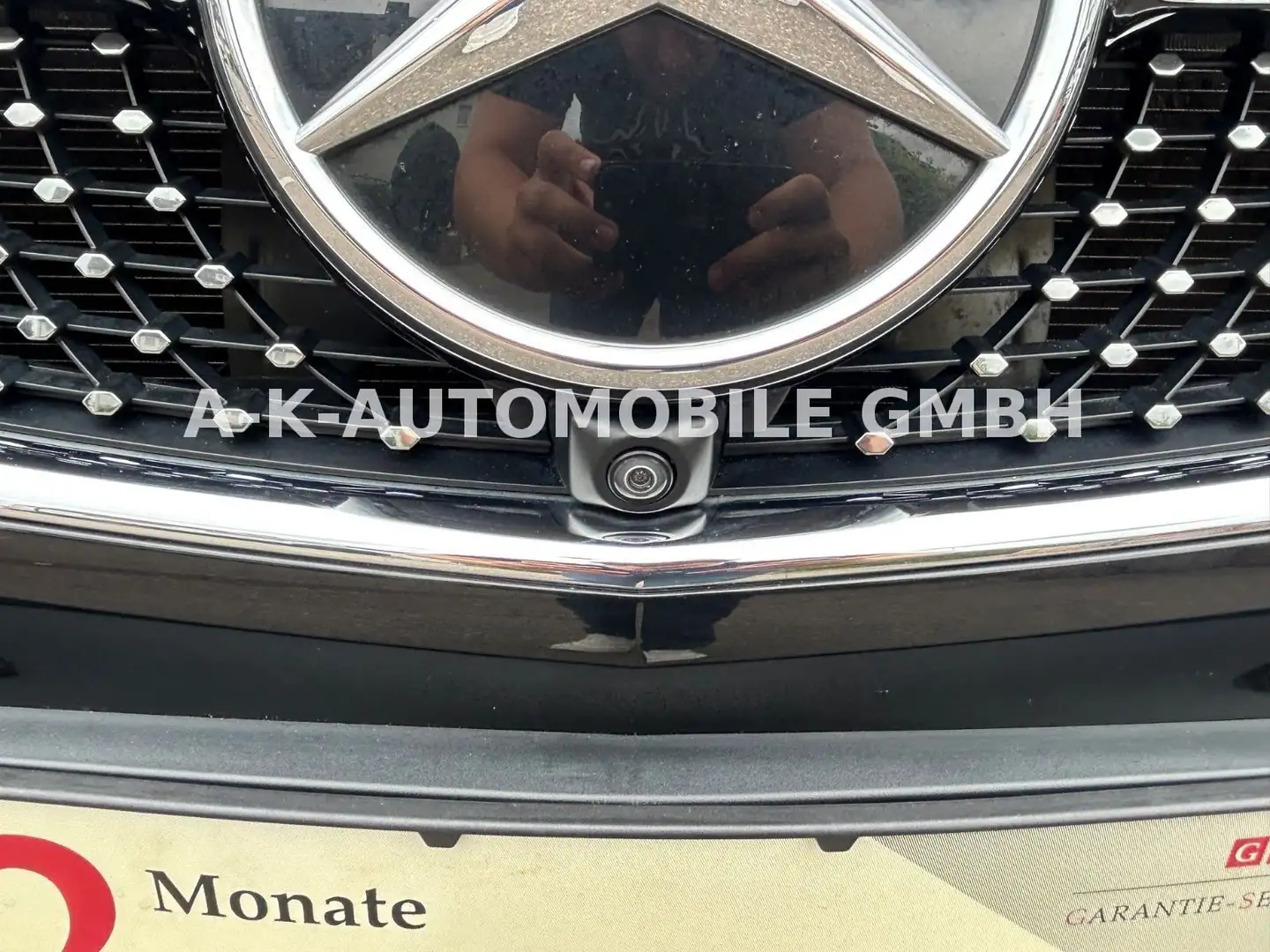 Mercedes-Benz V 300 d Lang Avantgarde Edition AMG-LINE*PANO* Schwarz - 2