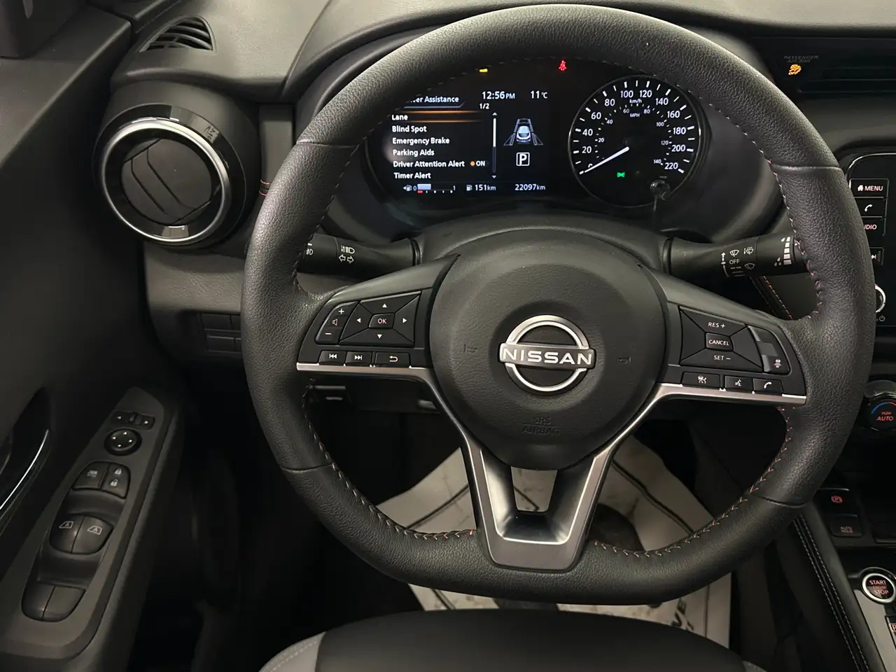 Nissan Kicks снимка Nissan Kicks