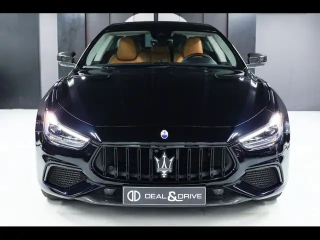 Maserati Ghibli view 5