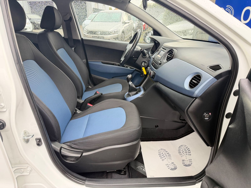 Hyundai i10 FIFA World Cup Edition*TEMPOMAT*KLIMA*ALU* — photo 15