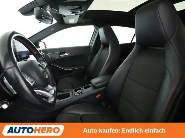 Mercedes-Benz GLA view 10