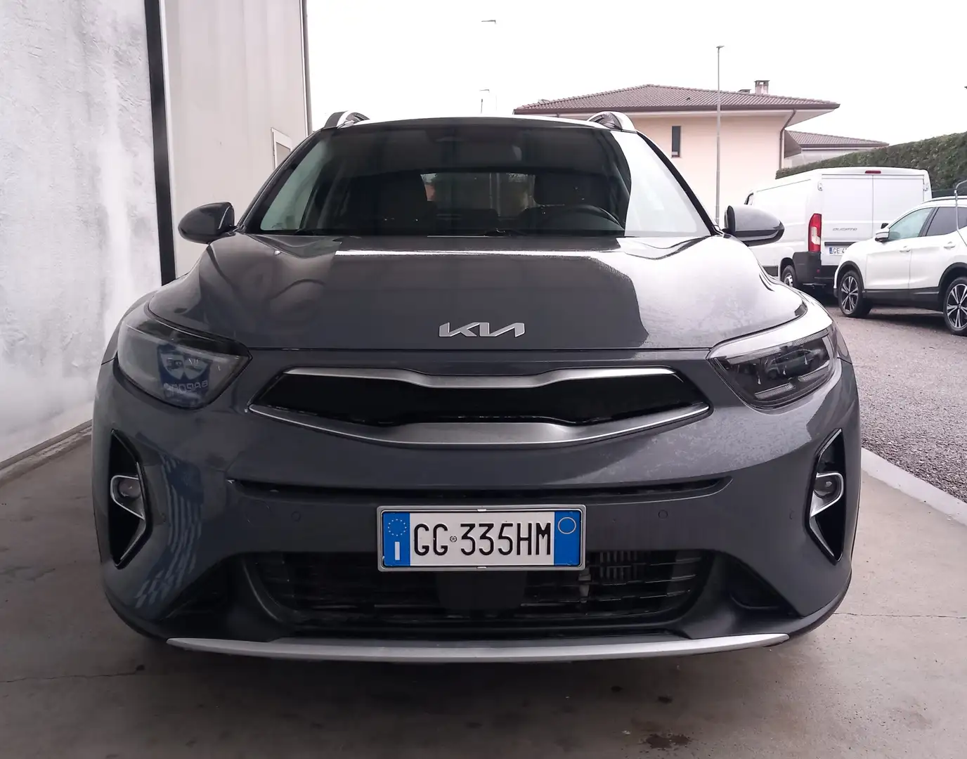 Kia Stonic Stonic 1.0 t-gdi mhev Style 100cv imt Grau - 2