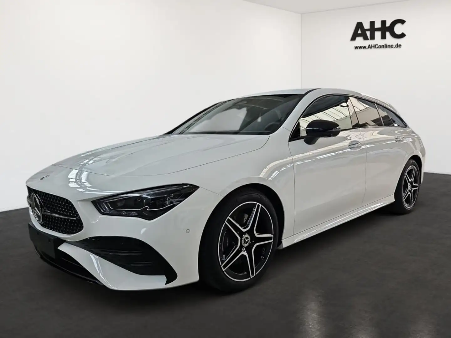 Mercedes-Benz CLA 200 SB +AMG+AHK+STANDHEIZUNG+SOUND+DISTRONIC Weiß - 1