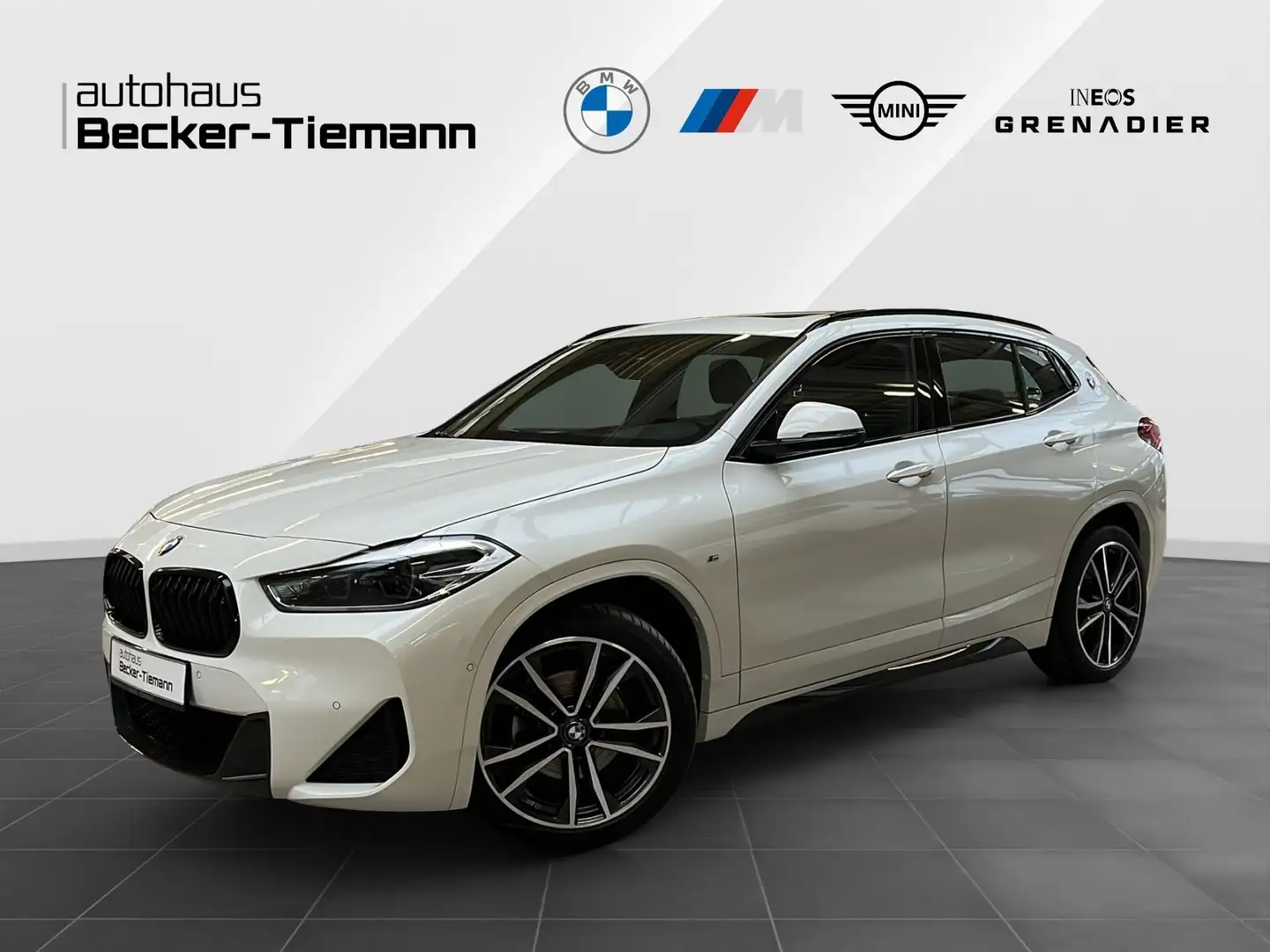 BMW X2 sDrive18i M Sport Parkassistent/ Pano/ Business Pa Blanco - 1
