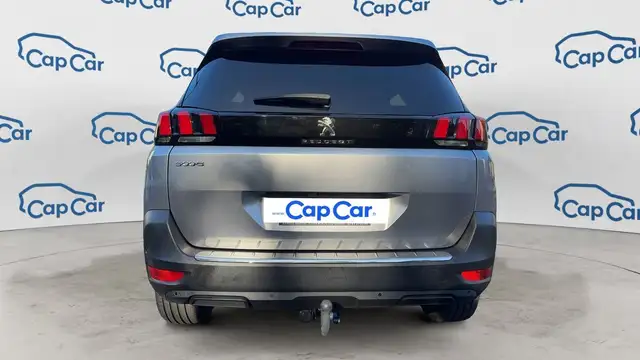 Peugeot 5008 view 3