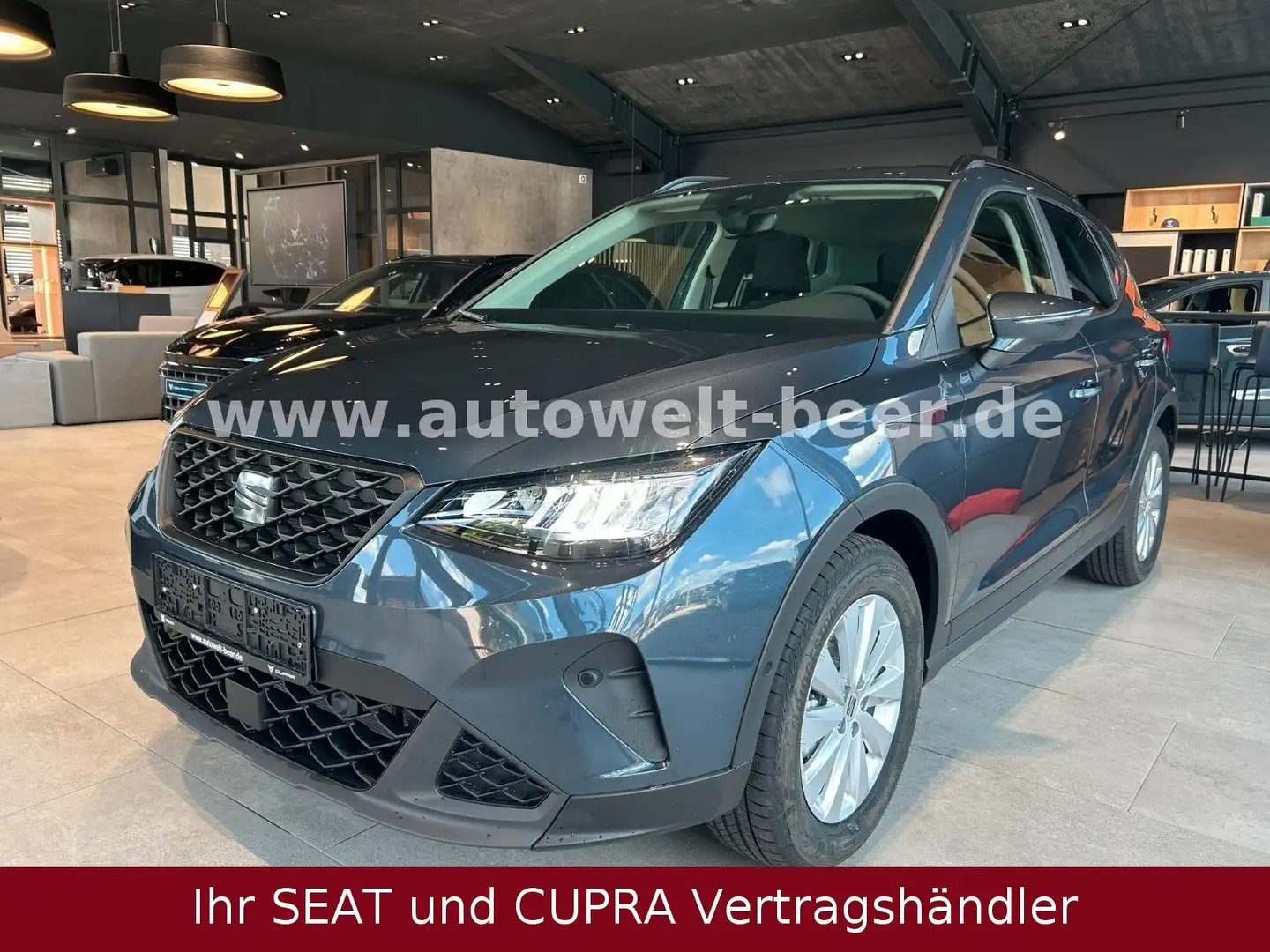 SEAT Arona Road Ed. 1.0 TSI 116PS DSG *CAM*NAV*FULL L Grau - 1
