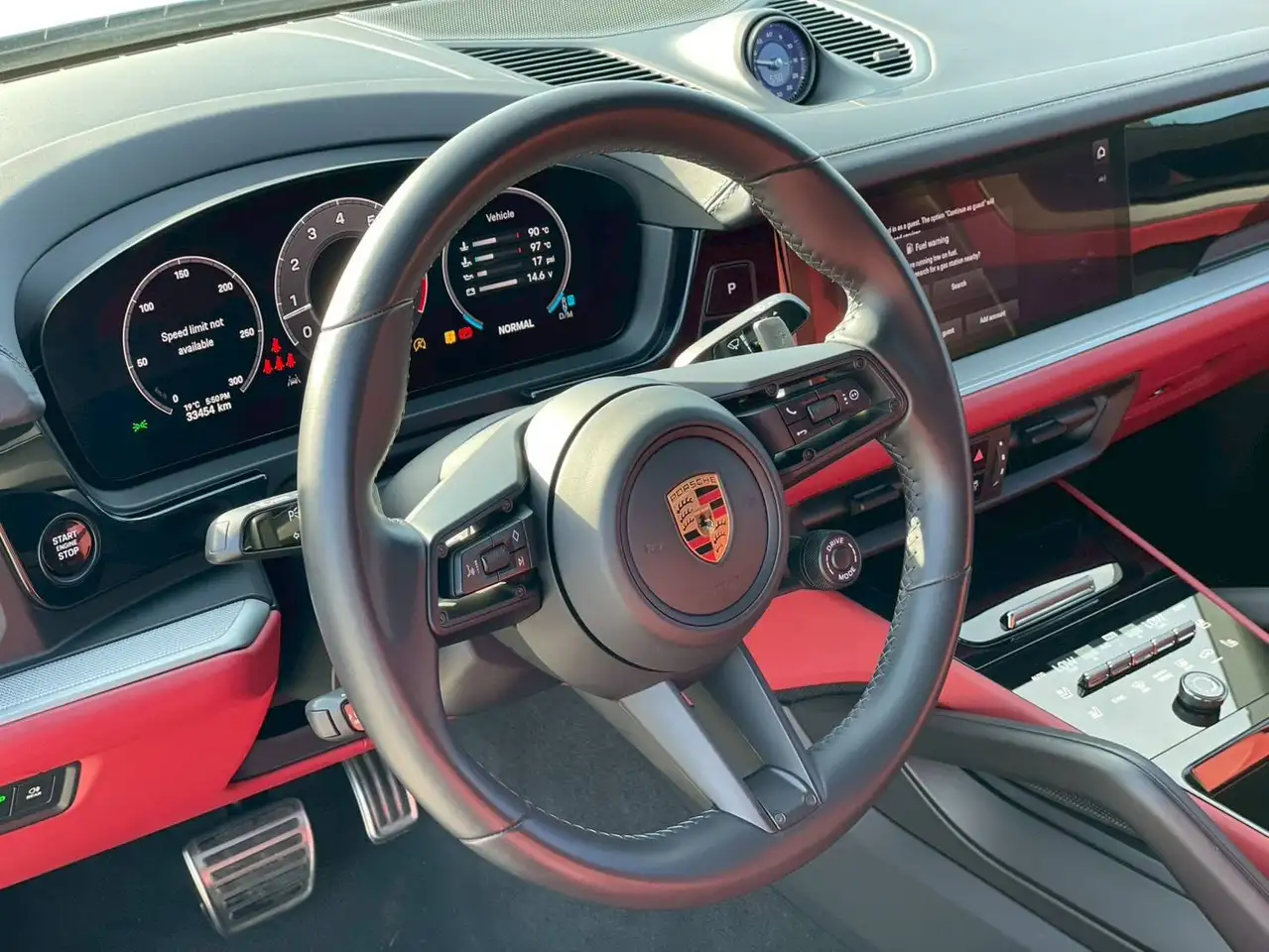 Porsche Cayenne снимка Porsche Cayenne