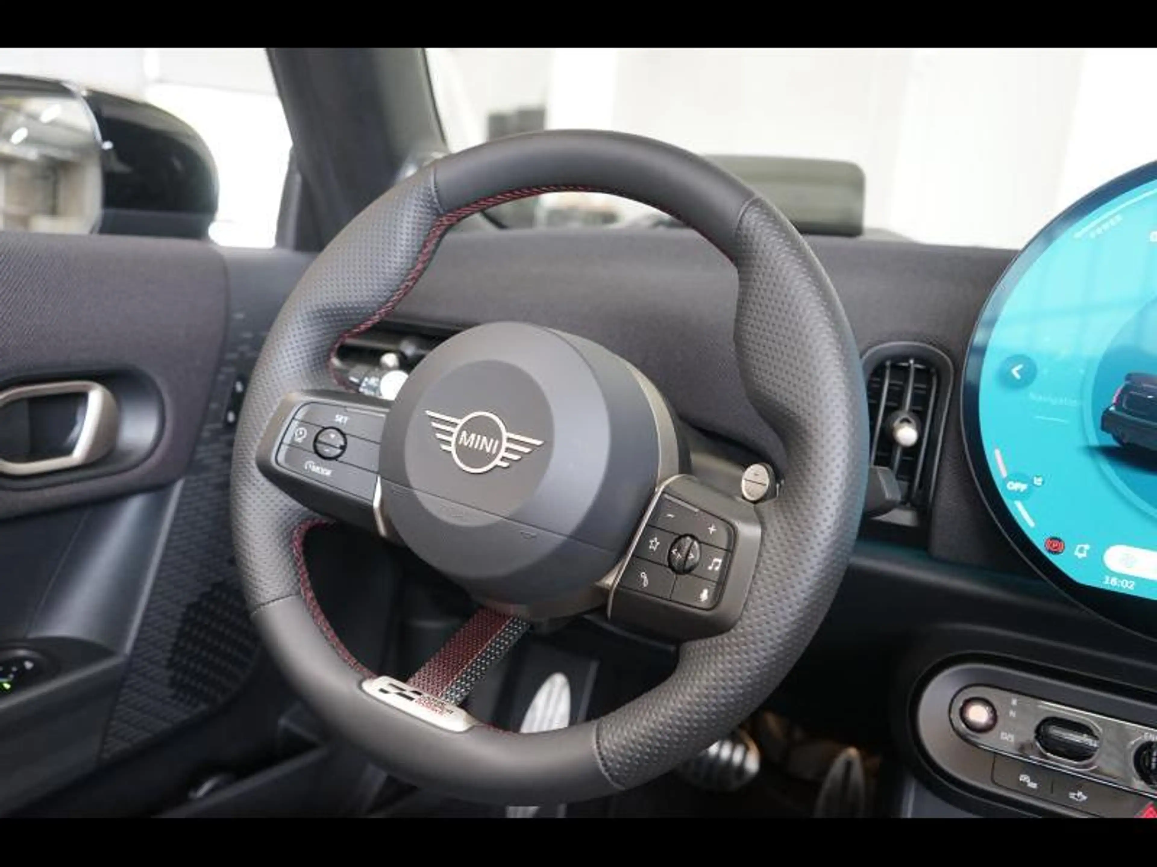 MINI John Cooper Works Cabrio Mini Cooper JCW Cabriolet — photo 15