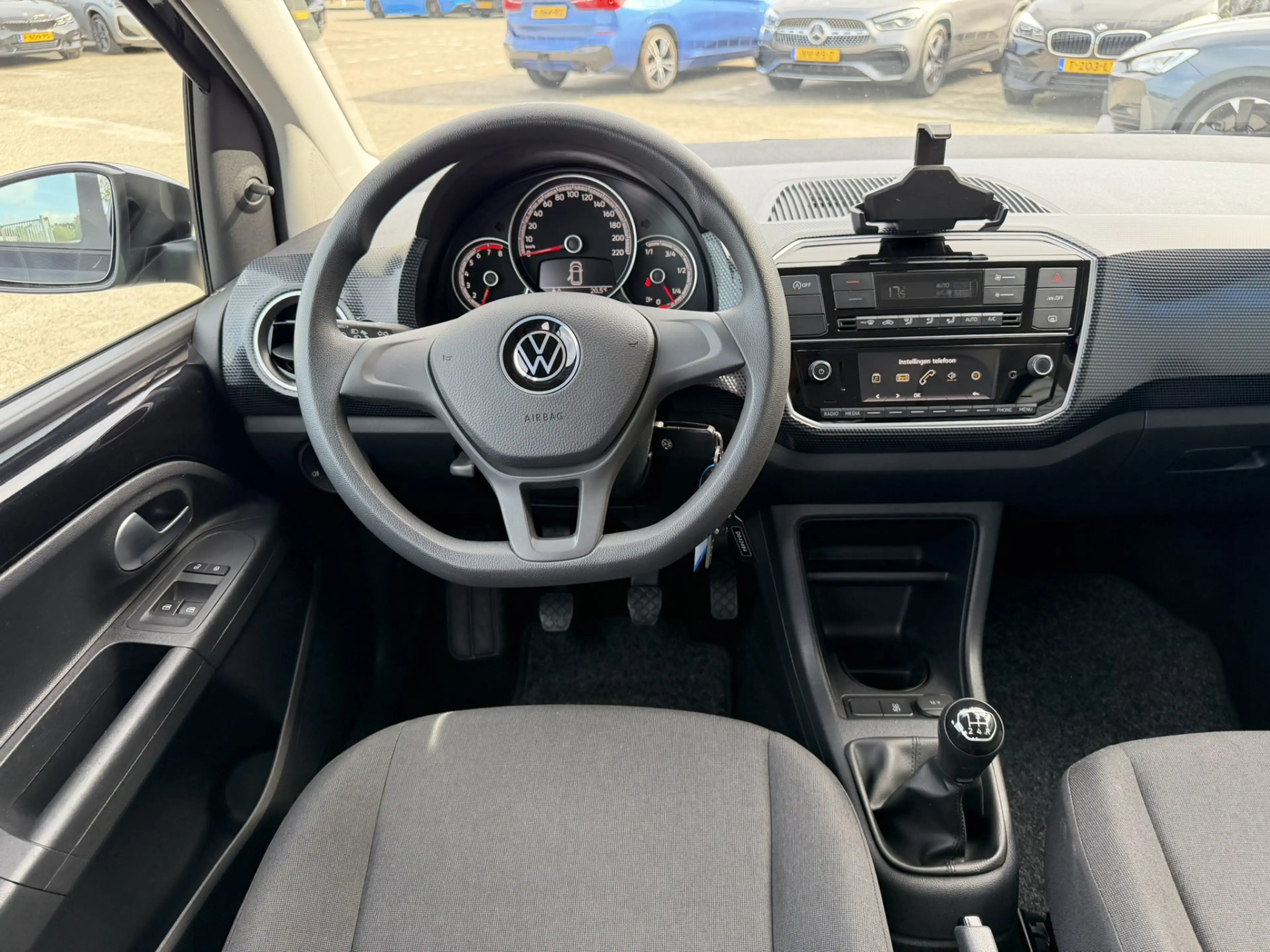 Volkswagen up! 1.0 BMT move up! Achteruitrijcamera Climate Contro — photo 8